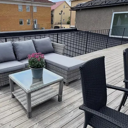 Strandis Apartman *
